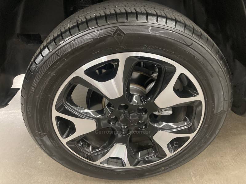 JEEP - COMPASS - 2020/2021 - Preta - R$ 119.900,00