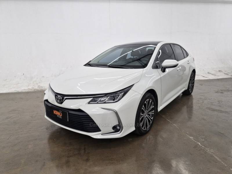 TOYOTA - COROLLA - 2021/2021 - Branca - R$ 124.900,00