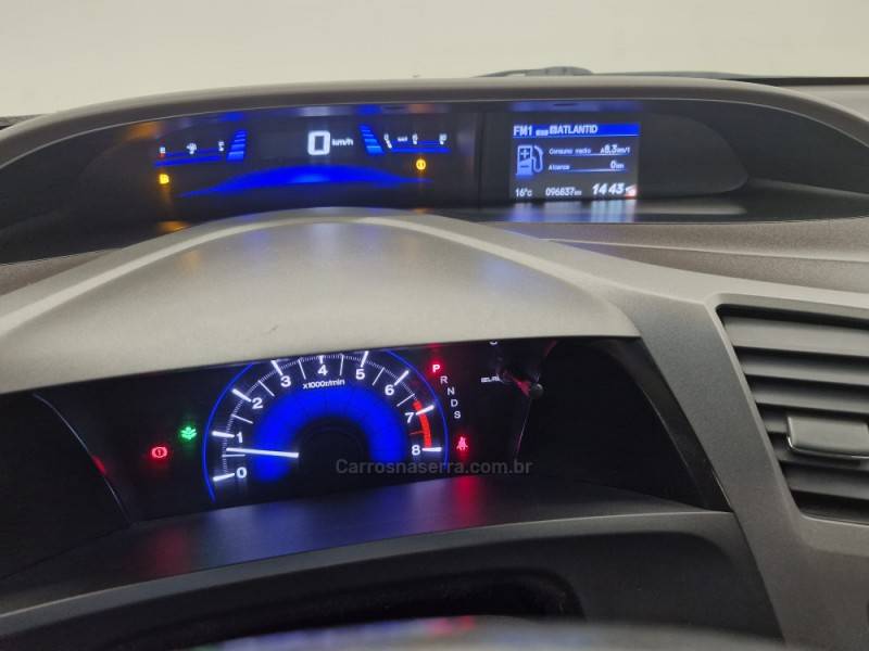 HONDA - CIVIC - 2012/2013 - Cinza - R$ 78.900,00