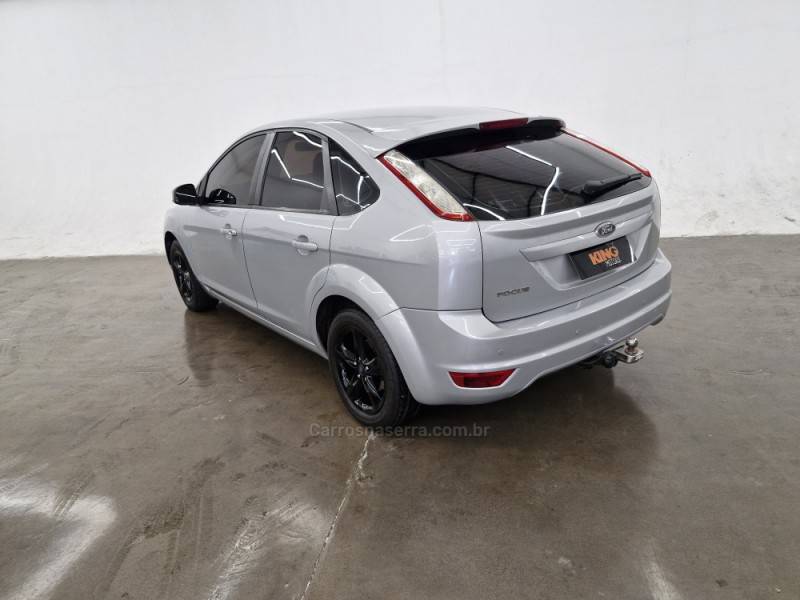 FORD - FOCUS - 2009/2009 - Prata - R$ 37.900,00