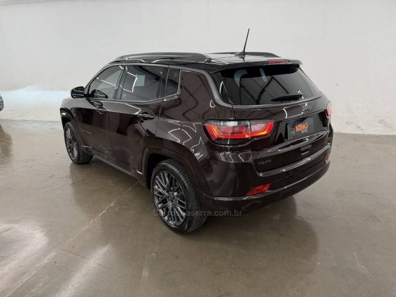 JEEP - COMPASS - 2021/2022 - Marrom - R$ 156.900,00