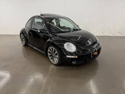 VOLKSWAGEN - NEW BEETLE - 2009/2010 - Preta - R$ 59.900,00