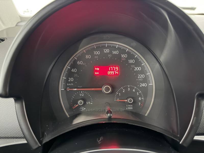 VOLKSWAGEN - NEW BEETLE - 2009/2010 - Preta - R$ 59.900,00