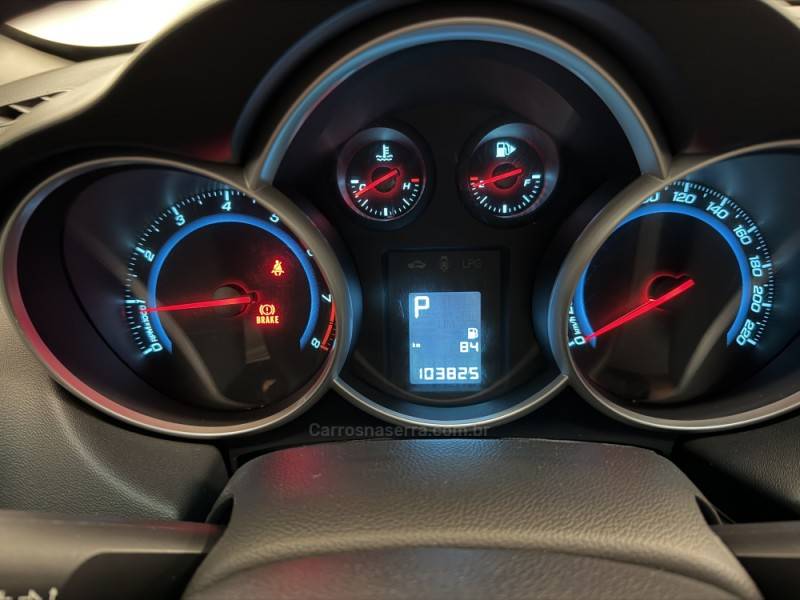 CHEVROLET - CRUZE - 2013/2013 - Branca - R$ 56.900,00
