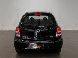 NISSAN - MARCH - 2013/2014 - Preta - R$ 39.900,00