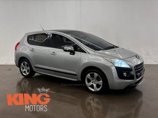 PEUGEOT - 3008 - 2011/2012 - Prata - R$ 43.900,00