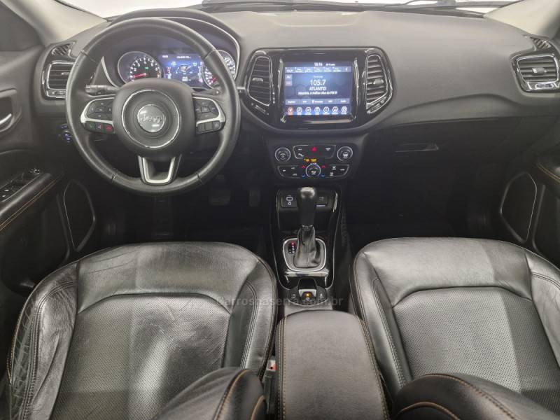JEEP - COMPASS - 2017/2018 - Branca - R$ 96.900,00