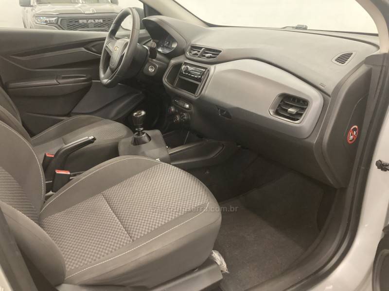 CHEVROLET - ONIX - 2020/2020 - Prata - R$ 53.900,00