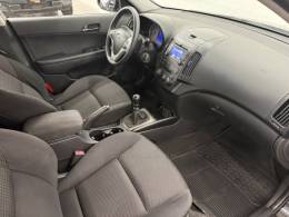 HYUNDAI - I30 - 2009/2010 - Preta - R$ 39.900,00