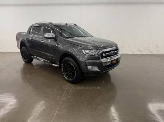 FORD - RANGER - 2016/2017 - Cinza - R$ 142.900,00