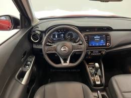 NISSAN - KICKS - 2023/2024 - Vermelha - R$ 129.900,00