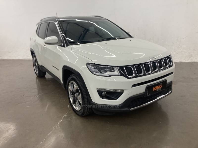 JEEP - COMPASS - 2017/2018 - Branca - R$ 99.900,00