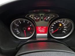 FORD - FOCUS - 2009/2009 - Prata - R$ 37.900,00