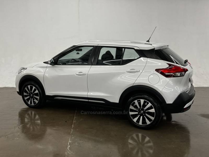 NISSAN - KICKS - 2018/2018 - Branca - R$ 80.900,00