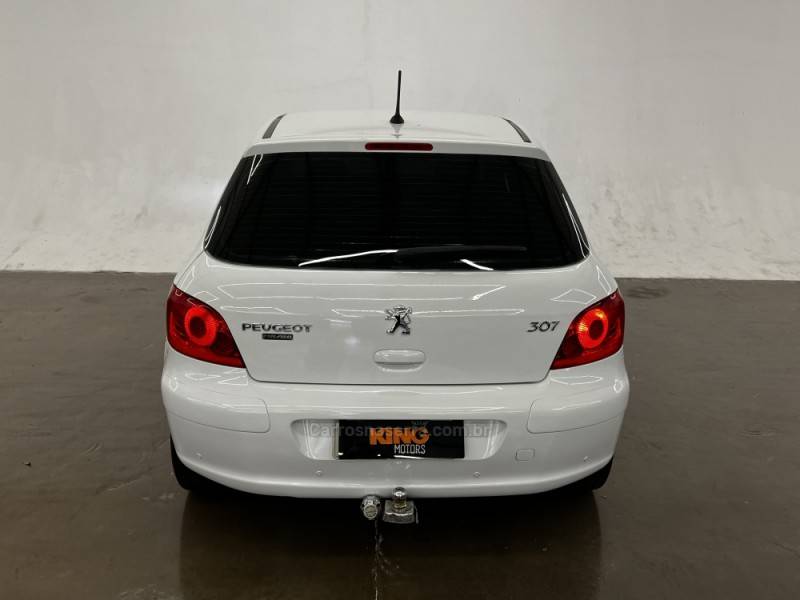 PEUGEOT - 307 - 2011/2011 - Branca - R$ 28.900,00