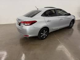 TOYOTA - YARIS - 2019/2020 - Prata - R$ 84.900,00