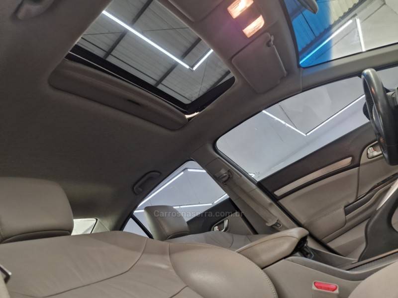 HONDA - CIVIC - 2012/2013 - Cinza - R$ 78.900,00