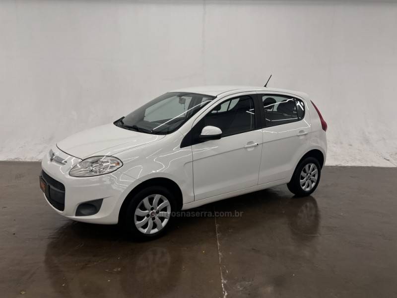 FIAT - PALIO - 2017/2017 - Branca - R$ 44.900,00