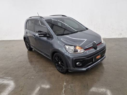 VOLKSWAGEN - UP - 2017/2018 - Cinza - R$ 61.900,00