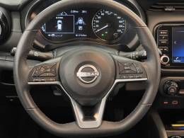 NISSAN - KICKS - 2023/2024 - Vermelha - R$ 129.900,00