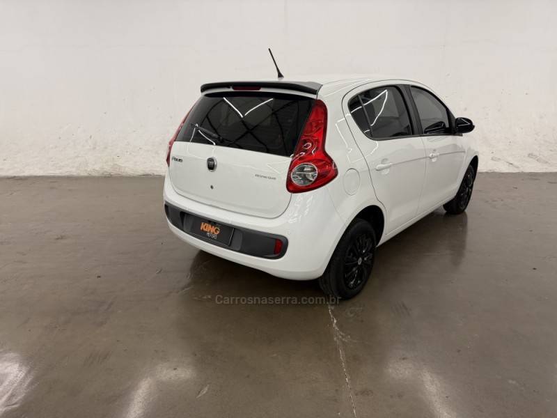 FIAT - PALIO - 2012/2013 - Branca - R$ 33.900,00