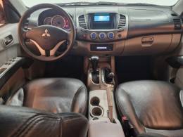 MITSUBISHI - L200 TRITON - 2009/2009 - Vermelha - R$ 91.900,00
