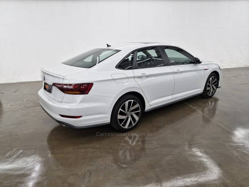 VOLKSWAGEN - JETTA - 2019/2019 - Branca - R$ 159.900,00