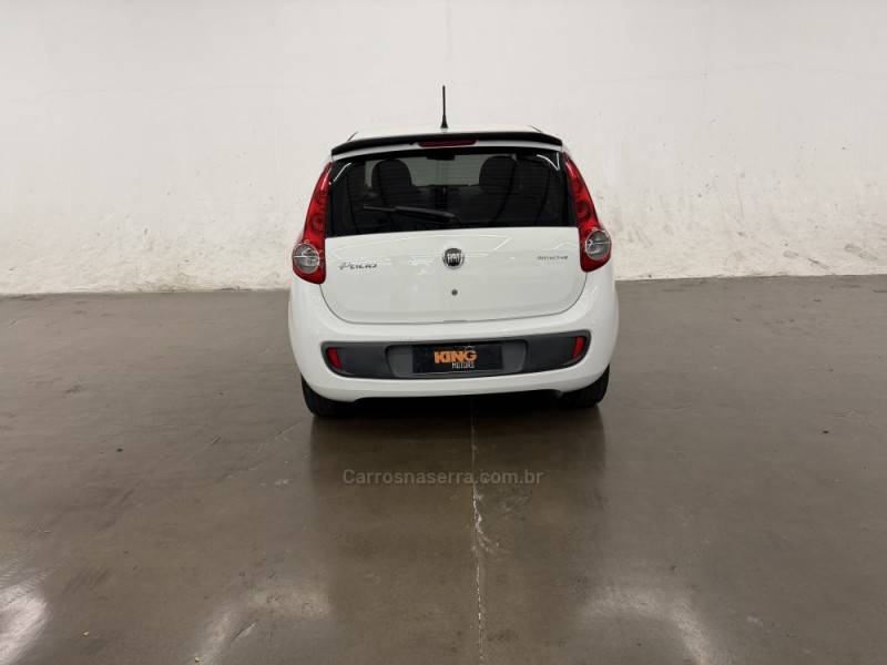 FIAT - PALIO - 2012/2013 - Branca - R$ 33.900,00