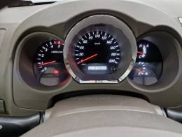 TOYOTA - HILUX SW4 - 2006/2006 - Branca - R$ 99.900,00