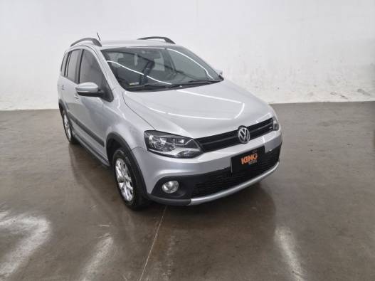 VOLKSWAGEN - SPACE CROSS - 2013/2014 - Prata - R$ 56.900,00