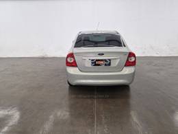 FORD - FOCUS - 2010/2011 - Prata - R$ 41.900,00