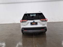 TOYOTA - RAV4 - 2021/2021 - Branca - R$ 189.900,00