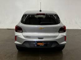 CHEVROLET - ONIX - 2021/2022 - Prata - R$ 82.900,00