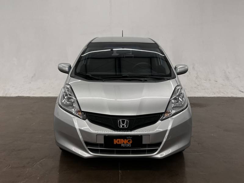 HONDA - FIT - 2012/2013 - Prata - R$ 45.900,00