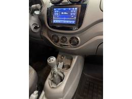 FIAT - PALIO - 2012/2013 - Branca - R$ 33.900,00