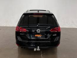 VOLKSWAGEN - GOLF - 2015/2016 - Preta - R$ 91.900,00