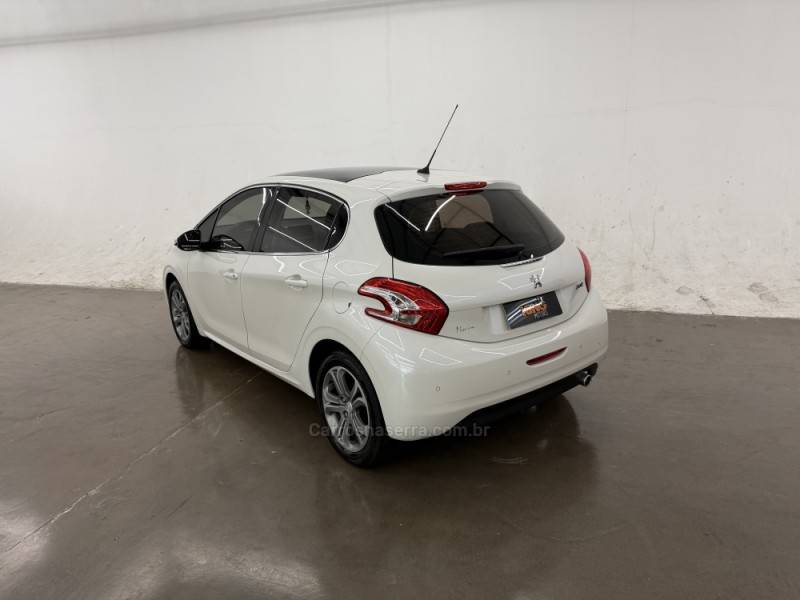 PEUGEOT - 208 - 2014/2014 - Branca - R$ 45.900,00