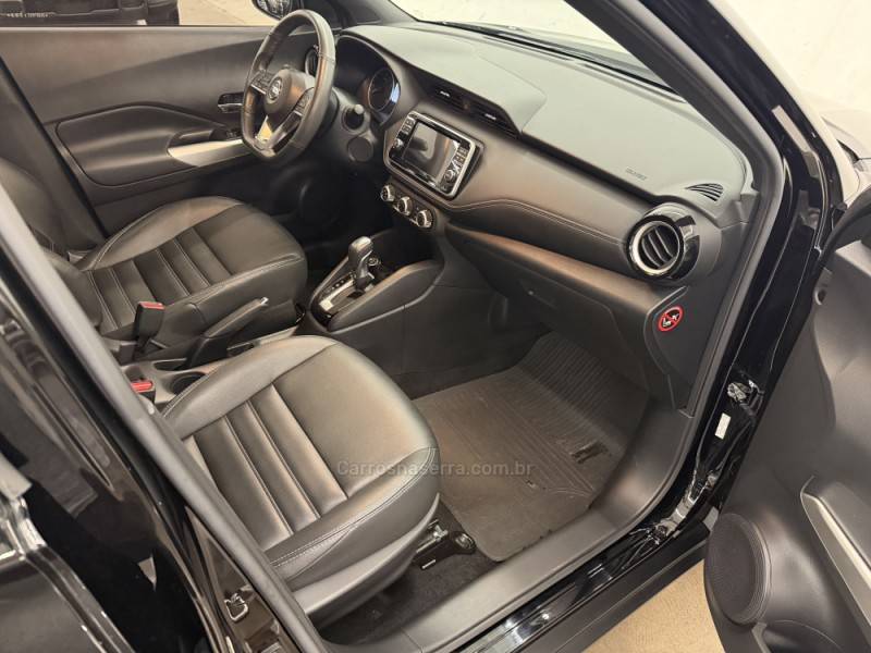 NISSAN - KICKS - 2020/2021 - Preta - R$ 89.900,00