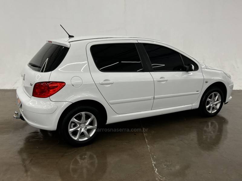 PEUGEOT - 307 - 2011/2011 - Branca - R$ 28.900,00